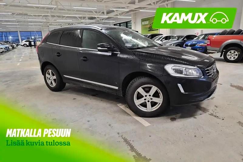 Käytetty Volvo XC60 Standard 190 HP (139 kW) 2017 Musta Katumaasturi