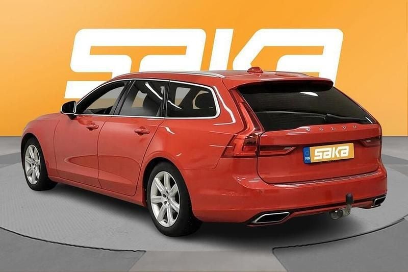Käytetty Volvo V90 R-Design 150 HP (110 kW) 2017 Farmari