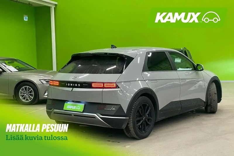 Käytetty Hyundai Ioniq 160 kW (218 HP) 2022 Hopea / harmaa Viistoperä