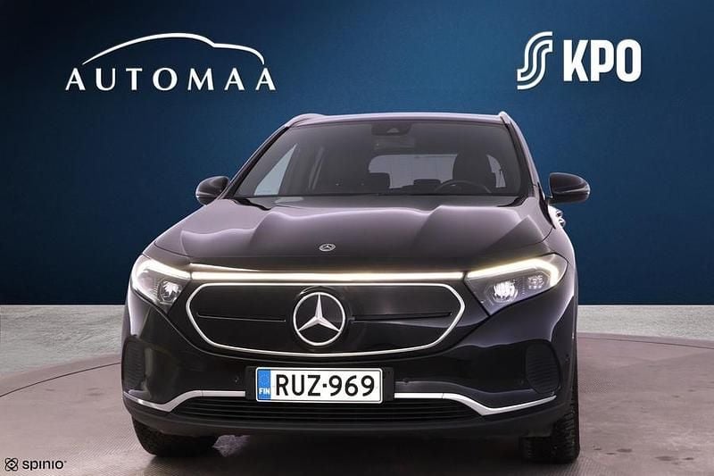 Käytetty Mercedes EQA300 Business 167 kW (228 HP) 2023 Musta Katumaasturi