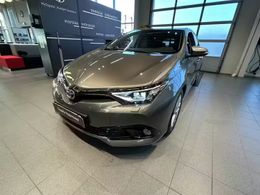 Toyota Auris Hybrid