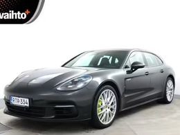 Porsche Panamera 4