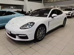 Porsche Panamera 4