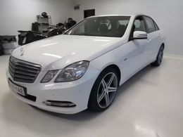 Mercedes E200