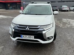 Mitsubishi Outlander P-HEV