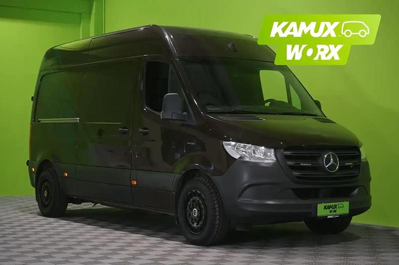 Ruskea Käytetty 2020 Mercedes E-Sprinter Van | 27 900 € - Kuva 1/4