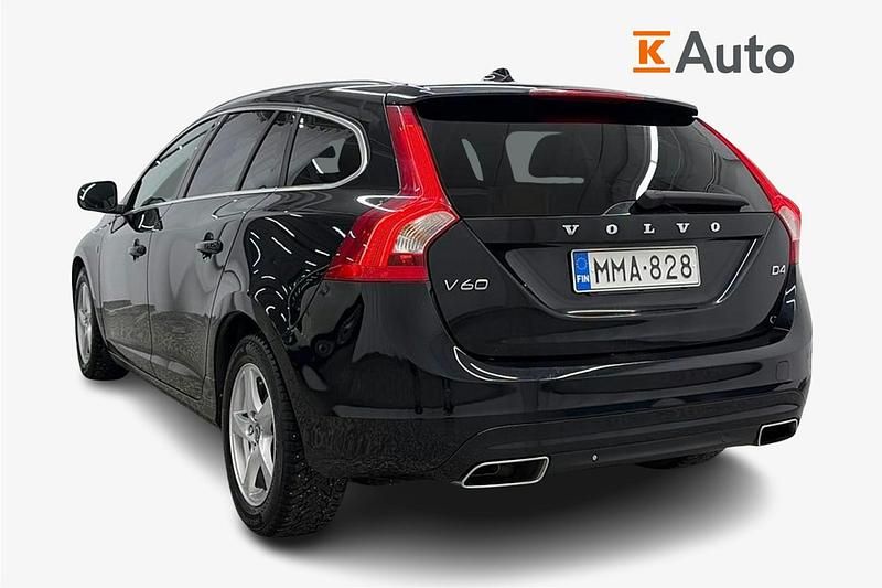 Käytetty Volvo V60 Business Edition 181 HP (133 kW) 2015 Musta Farmari
