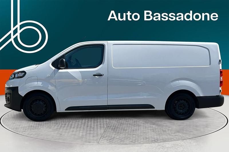 Käytetty Citroën e-Jumpy 100 kW (136 HP) 2022 Tila-auto