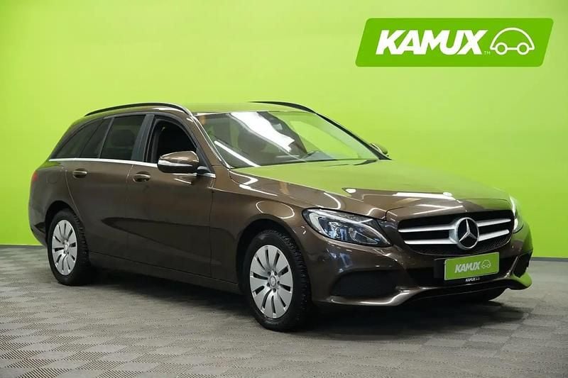 Käytetty Mercedes C250 204 HP (150 kW) 2015 Farmari