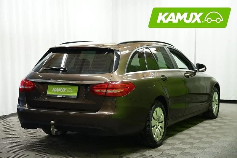 Käytetty Mercedes C250 204 HP (150 kW) 2015 Farmari