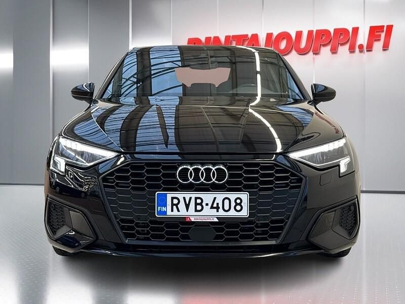Käytetty Audi A3 Sportback e-tron Business 204 HP (150 kW) 2023 Viistoperä