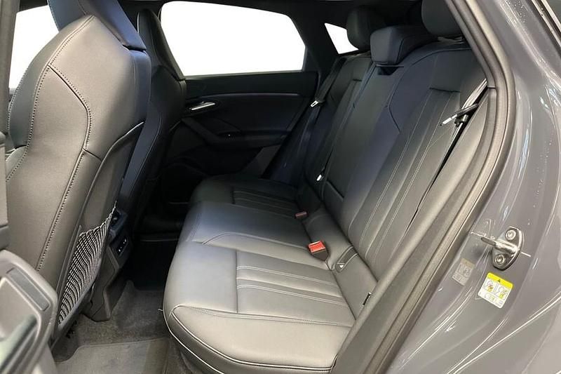 Käytetty Audi Q6 Sportback e-tron S-Line 285 kW (388 HP) 2025 Katumaasturi