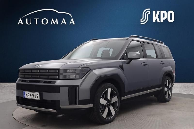 Sininen Uusi 2025 Hyundai Santa Fe Style Katumaasturi | 59 800 € (Kallis) - Kuva 1/3