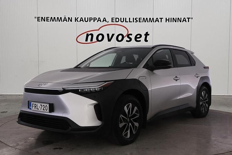 Hopea Käytetty 2023 Toyota bZ4X Edition Katumaasturi | 33 770 € - Kuva 1/4