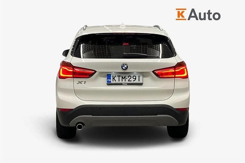Käytetty BMW X1 140 HP (102 kW) 2019 Valkoinen Katumaasturi