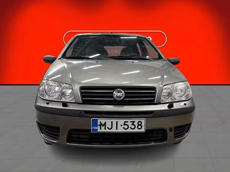 Käytetty Fiat Punto 2006 Viistoperä