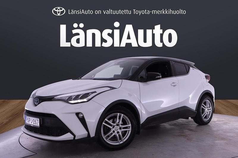 Käytetty Toyota C-HR 184 HP (135 kW) 2023 Katumaasturi
