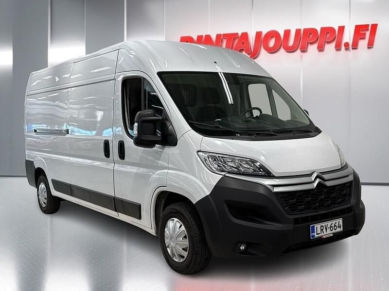 Valkoinen Käytetty 2023 Citroën Jumper Tila-auto | 21 780 € (Hyvä tarjous) - Kuva 1/3