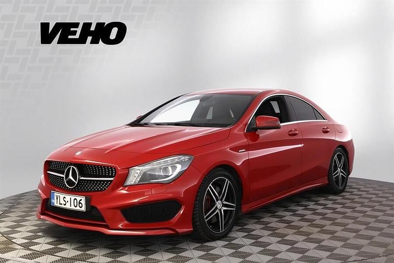 Käytetty Mercedes CLA250 211 HP (155 kW) 2015 Punainen Sedan