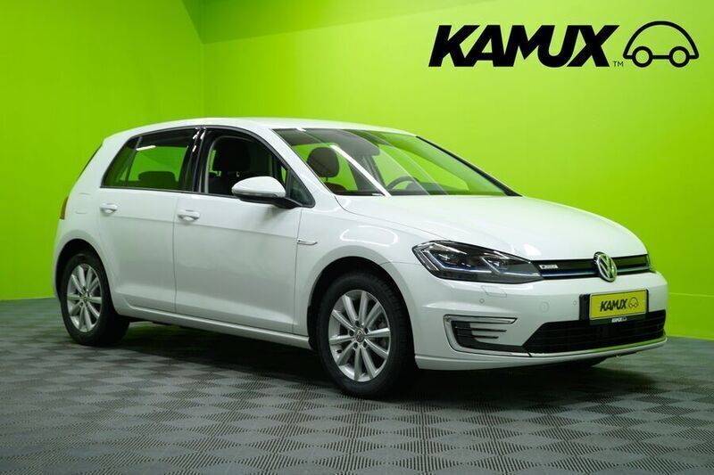 Pure white Käytetty 2020 VW e-Golf Viistoperä | 22 900 € - Kuva 1/3