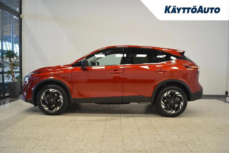 Uusi Nissan Qashqai N-Connecta 158 HP (116 kW) 2025 Reddish orange Katumaasturi