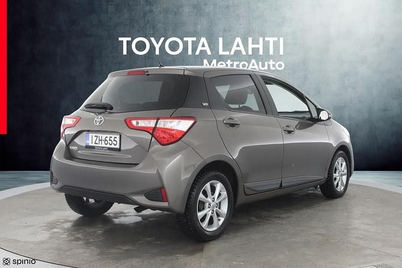 Käytetty Toyota Yaris Multidrive S 112 HP (82 kW) 2020 Harmaa Viistoperä