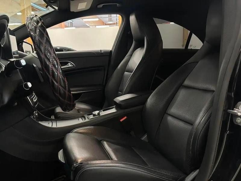 Käytetty Mercedes CLA180 Edition 1 122 HP (89 kW) 2018 Musta Sedan