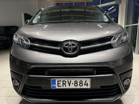 Käytetty Toyota Proace Edition 122 HP (89 kW) 2020 Harmaa Tila-auto