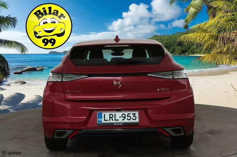 Käytetty DS Automobiles DS4 Performance 224 HP (164 kW) 2022 Katumaasturi