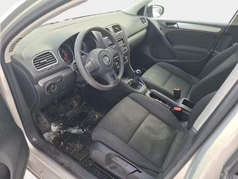 Käytetty VW Golf VI Highline 166 HP (122 kW) 2010 Musta Viistoperä