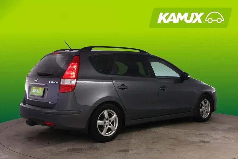Käytetty Hyundai i30 Premium 116 HP (85 kW) 2011 Hopea / harmaa Farmari