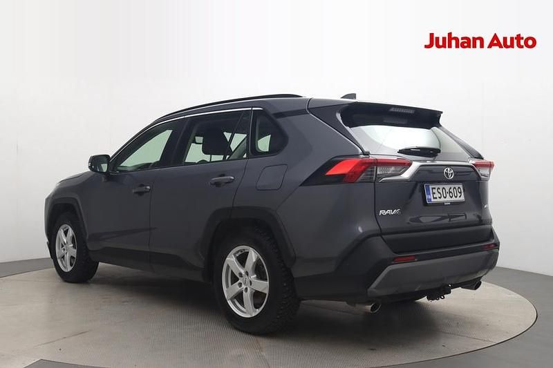 Käytetty Toyota RAV4 Business Edition 175 HP (128 kW) 2021 Harmaa Katumaasturi