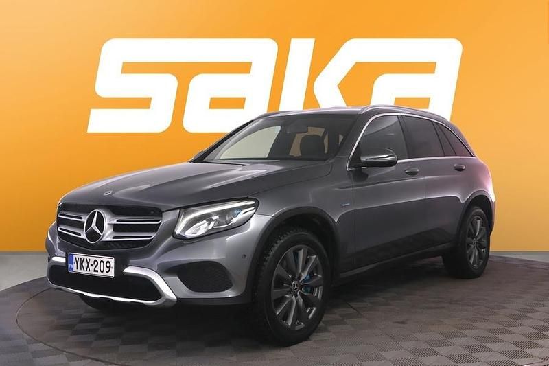 Käytetty Mercedes GLC350 Business 320 HP (235 kW) 2018 Katumaasturi