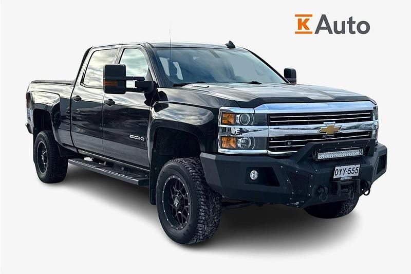 Käytetty Chevrolet Silverado 397 HP (291 kW) 2015 Musta Sedan