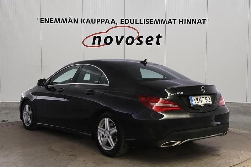 Käytetty Mercedes A180 Edition 1 122 HP (89 kW) 2018 Musta Coupe - kaksiovinen