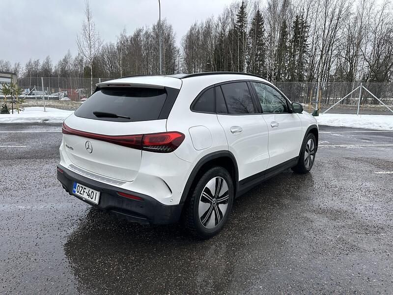 Käytetty Mercedes EQA250 Business 139 kW (190 HP) 2021 Katumaasturi
