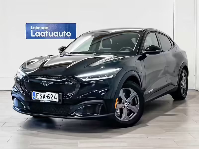 Musta Käytetty 2021 Ford Mustang Mach-E Katumaasturi | 37 990 € - Kuva 1/4