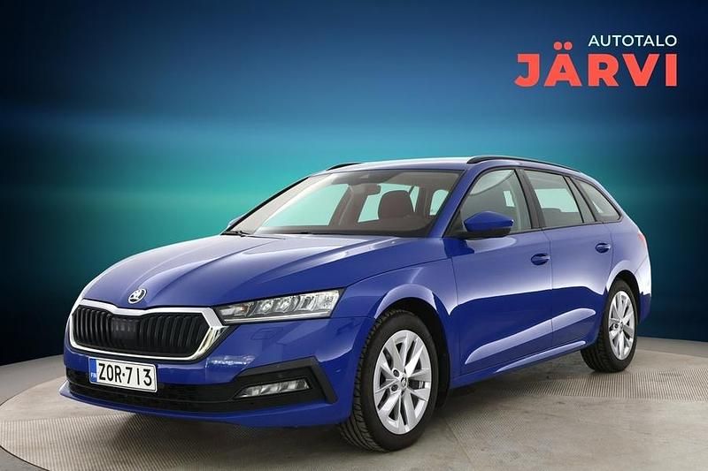 Sininen Käytetty 2022 Skoda Octavia Ambition Farmari | 31 900 € (Hieman kallis) - Kuva 1/3