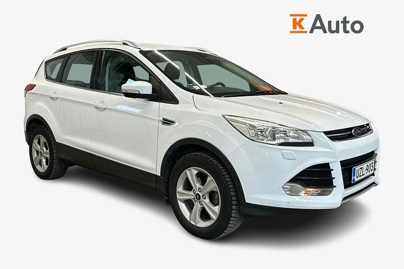 Käytetty Ford Kuga Titanium 150 HP (110 kW) 2016 Valkoinen Katumaasturi