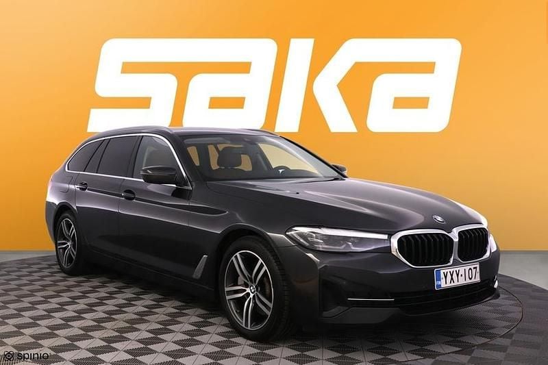 Käytetty 2021 BMW 530e M Sport Farmari | 26 900 € (Supertarjous) - Kuva 1/3