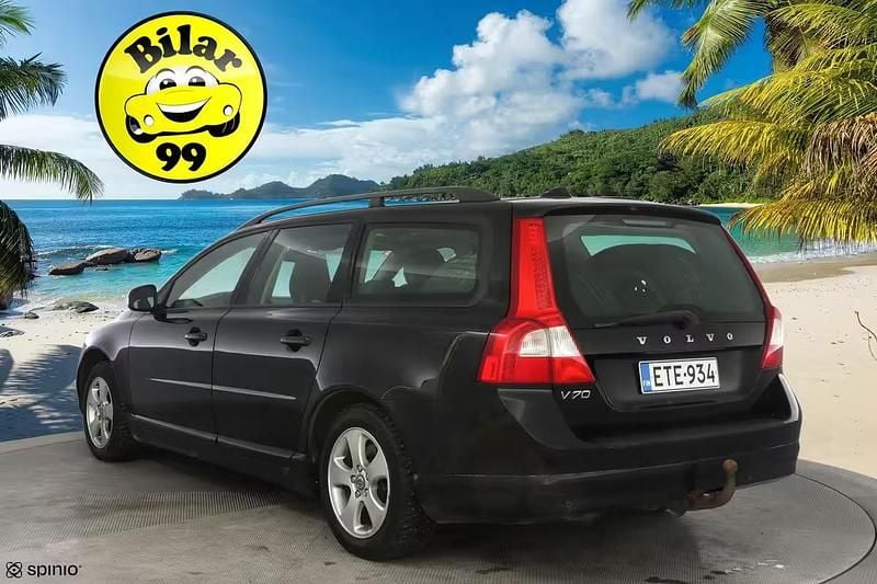 Käytetty Volvo V70 Summum 163 HP (119 kW) 2008 Farmari