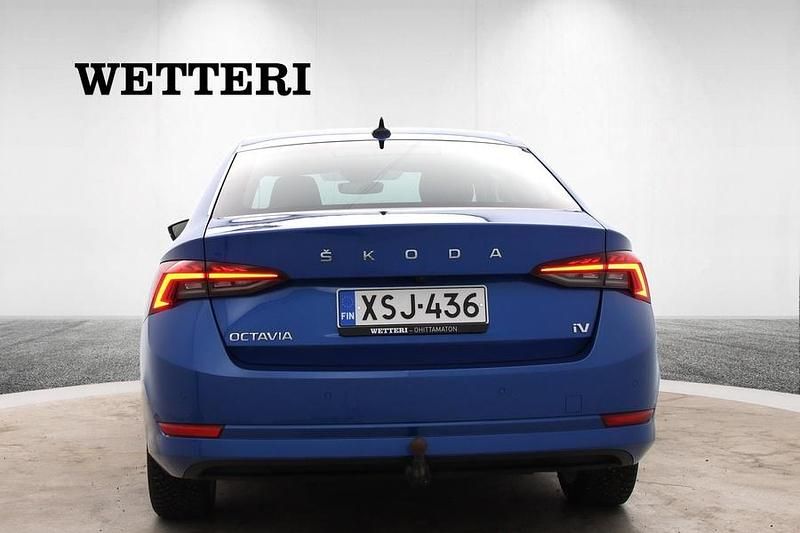 Käytetty Skoda Octavia Style 204 HP (150 kW) 2024 Sininen Sedan
