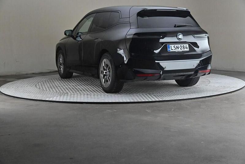 Käytetty BMW iX 239 kW (326 HP) 2024 Katumaasturi