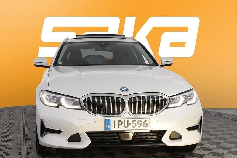 Käytetty BMW 330e Comfort Edition 292 HP (214 kW) 2022 Farmari