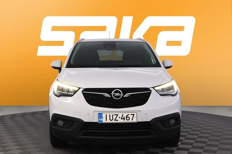 Käytetty Opel Crossland X Comfort 131 HP (96 kW) 2020 Katumaasturi