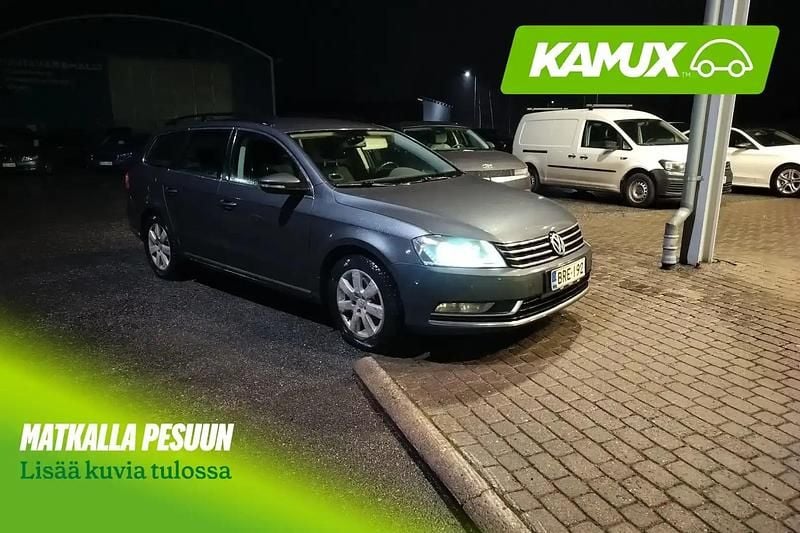 Hopea / harmaa Käytetty 2013 VW Passat Comfortline Farmari | 5 900 € (Perustarjous) - Kuva 1/3