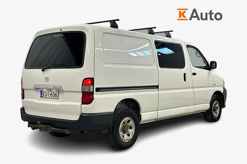 Käytetty Toyota HiAce 117 HP (86 kW) 2011 Valkoinen Van