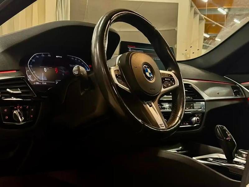 Käytetty BMW 530e M Sport 252 HP (185 kW) 2020 Valkoinen Sedan