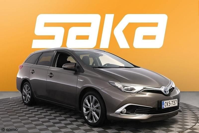 Käytetty 2017 Toyota Auris Touring Sports Premium Farmari | 19 890 € (Perustarjous) - Kuva 1/4
