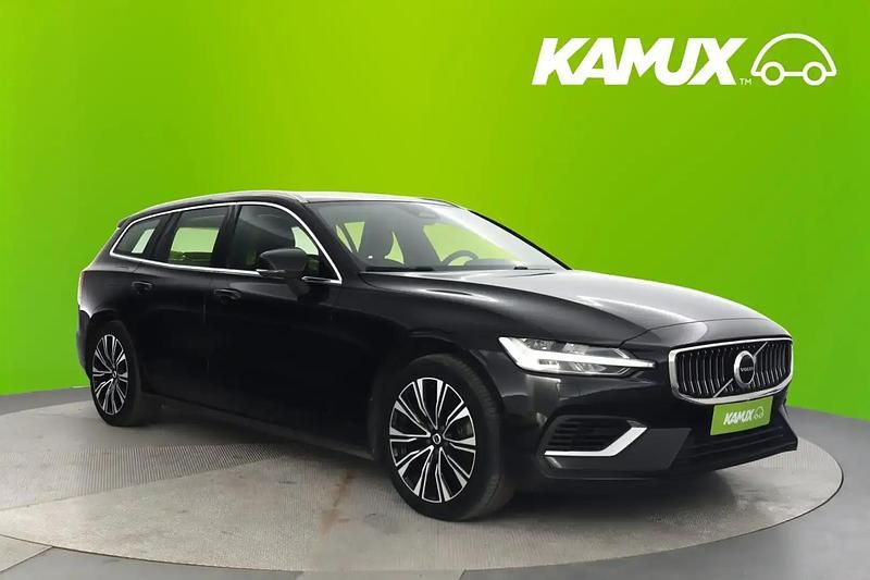 Musta Käytetty 2023 Volvo V60 Core Farmari | 34 250 € (Supertarjous) - Kuva 1/4